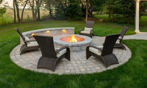 charlotte-landscaper (1)